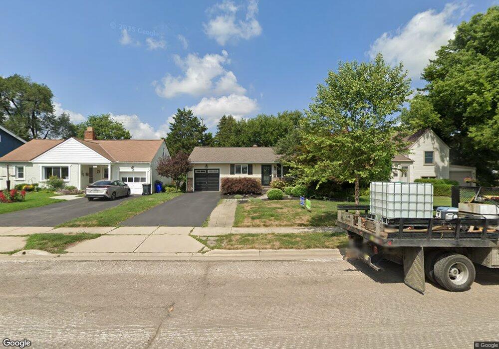 2537 N Star Rd, Upper Arlington, OH 43221 - photo 1