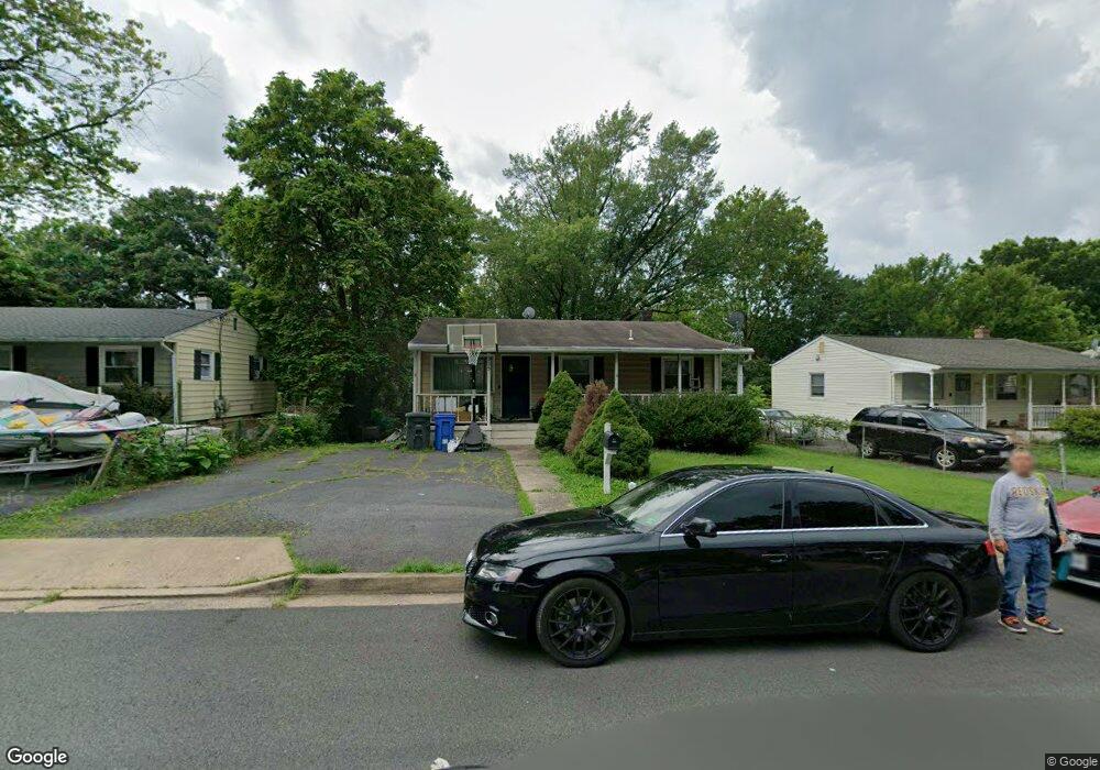 229 Cabbel Dr, Manassas Park, VA 20111 - photo 1