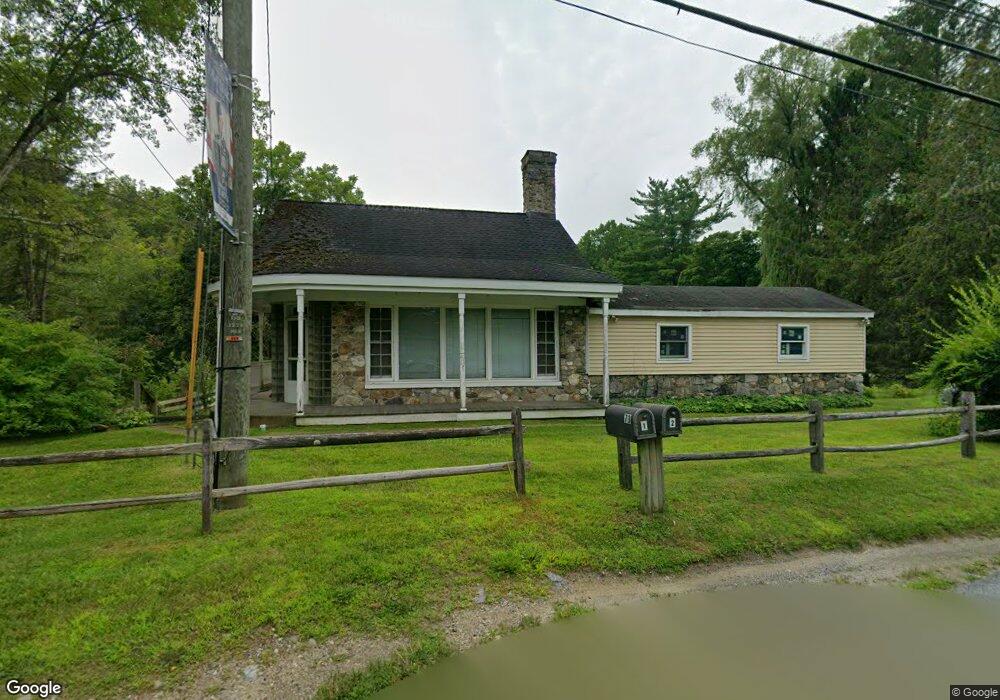 73 W Main St unit 1, Pawling, NY 12564 - photo 1