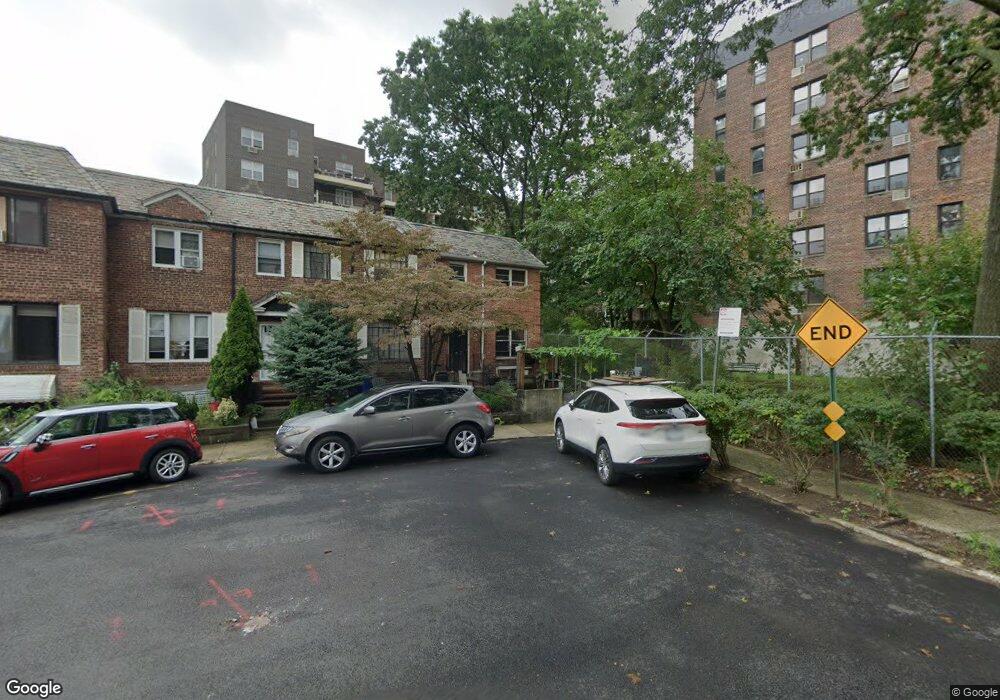 3323 143rd St unit 1405, Flushing, NY 11354 - photo 1