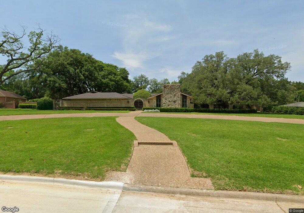 3825 W Bay Cir, Dallas, TX 75214 - photo 1