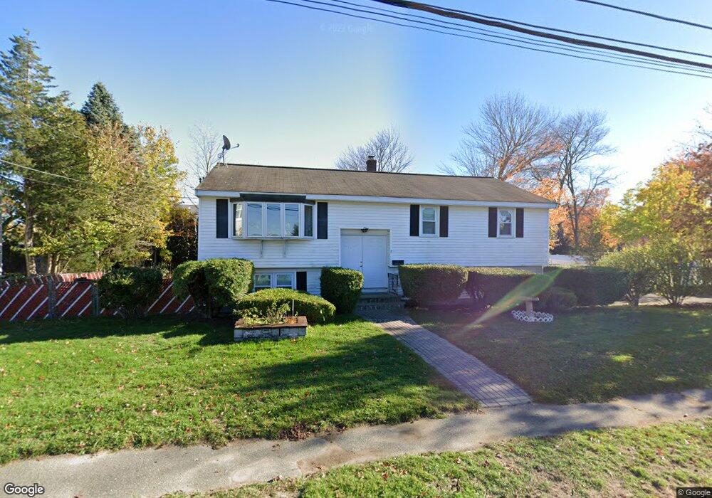 9 Willard Rd, Wakefield, MA 01880 - photo 1