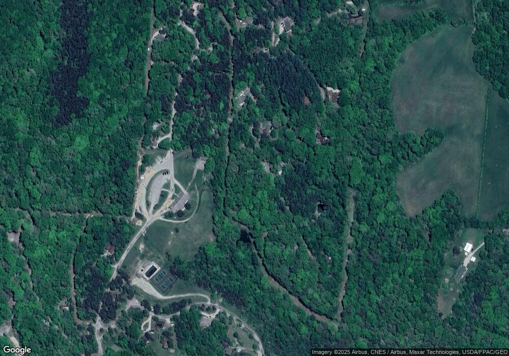 815 Kickapoo Ct, Hide-A-way Hills, OH 43107 - photo 1