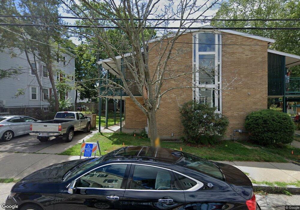 89 Myrtle St unit 3, Waltham, MA 02453 - photo 1