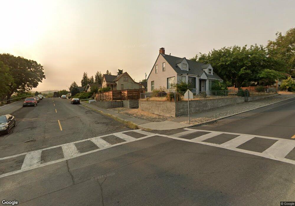 5 E 12th St, the Dalles, OR 97058 - photo 1