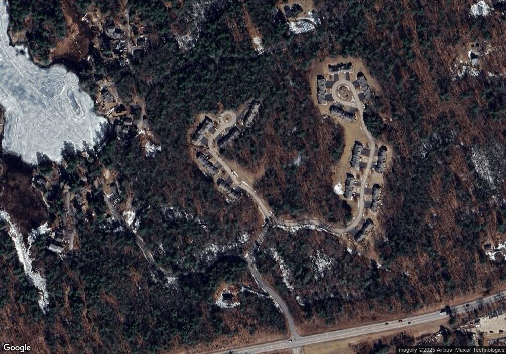 8 Snug Harbor Ln, Atkinson, NH 03811 - photo 1