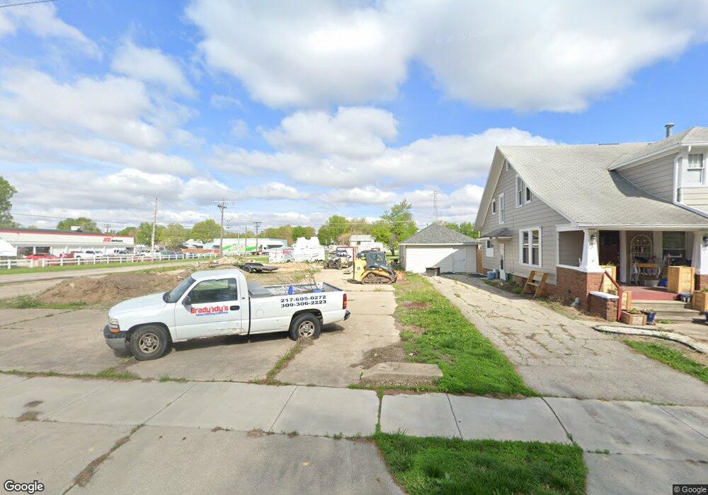 603 N Kickapoo St, Lincoln, IL 62656 - photo 1