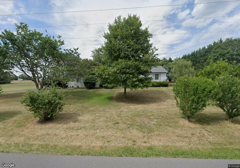 3227 Specks Run Rd, Bunker Hill, WV 25413 - photo 1