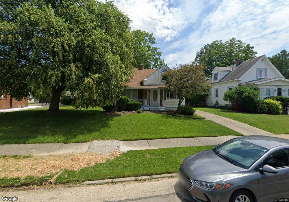 5259 Thomas St, Maple Heights, OH 44137 - photo 1