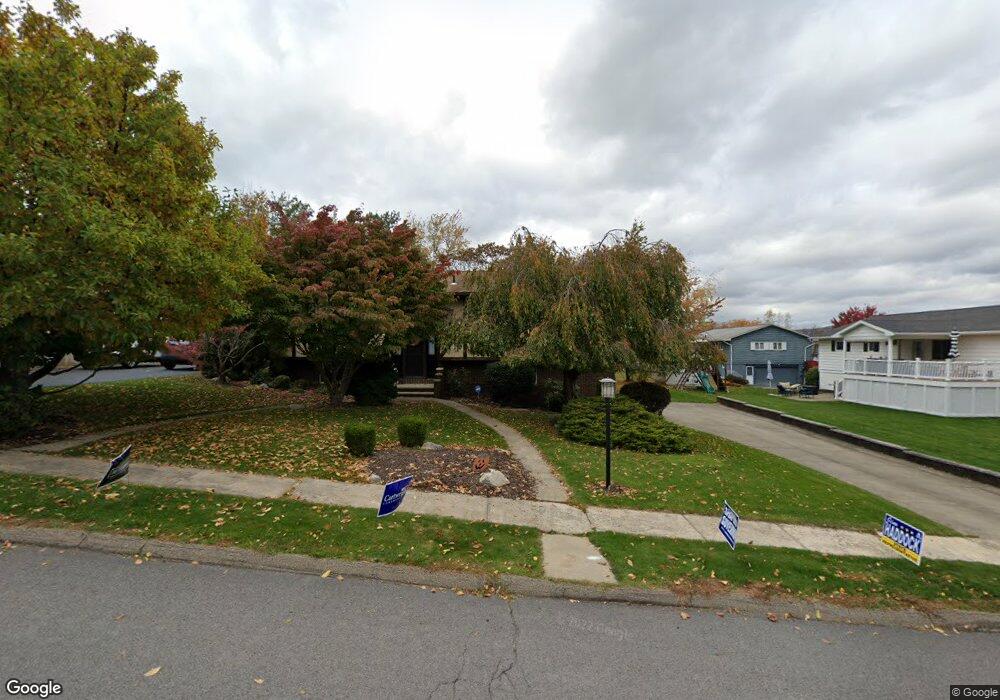 4 Debbie Dr, Dunmore, PA 18512 - photo 1