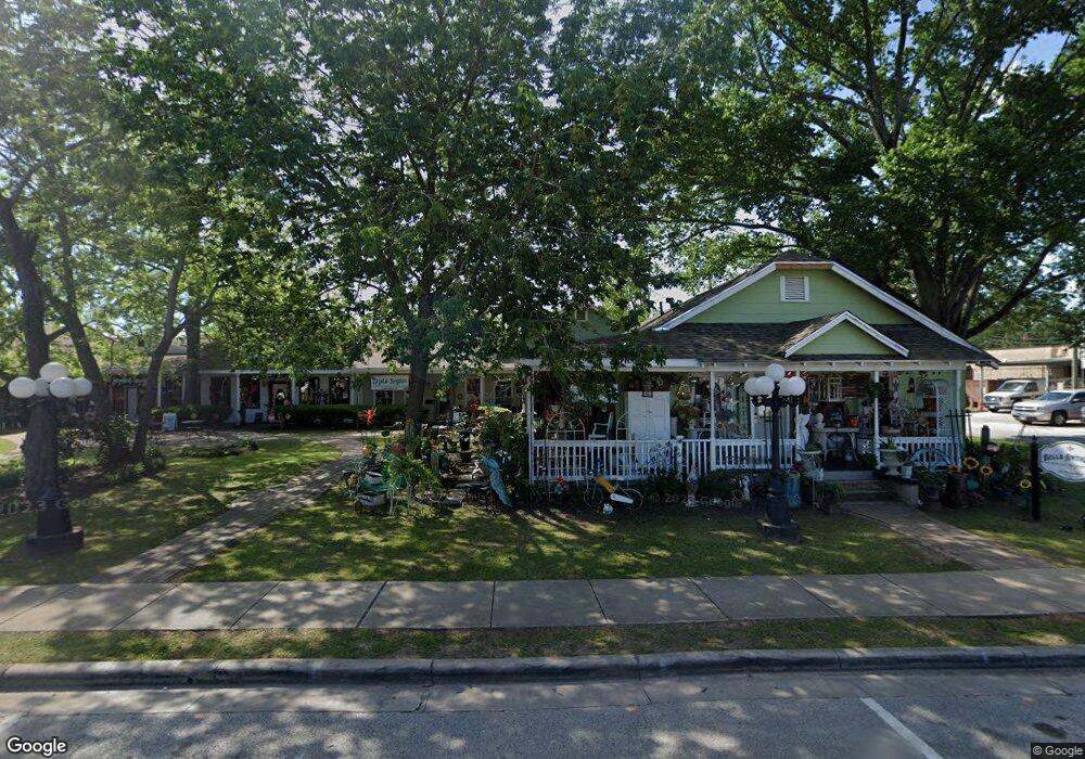 300 Market St, Tomball, TX 77375 - photo 1