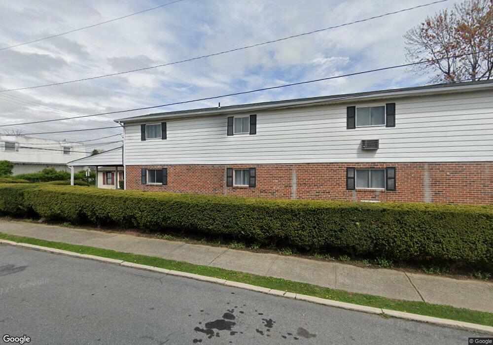 828 Sherman St, Allentown, PA 18109 - photo 1