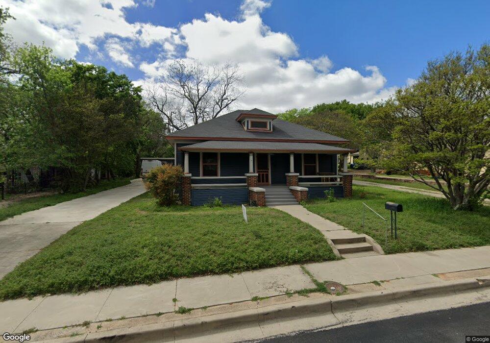 818 S Alamo St, Weatherford, TX 76086 - photo 1