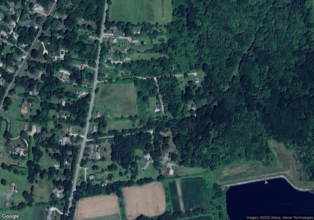 26B Old Main Rd, Little Compton, RI 02837 - photo 1