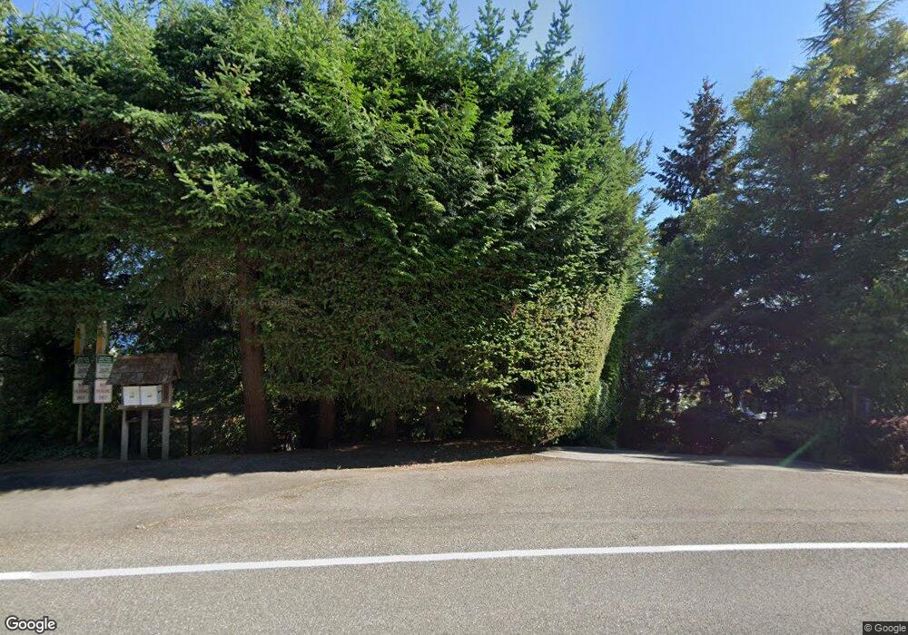 8236 E Mercer Way, Mercer Island, WA 98040 - photo 1