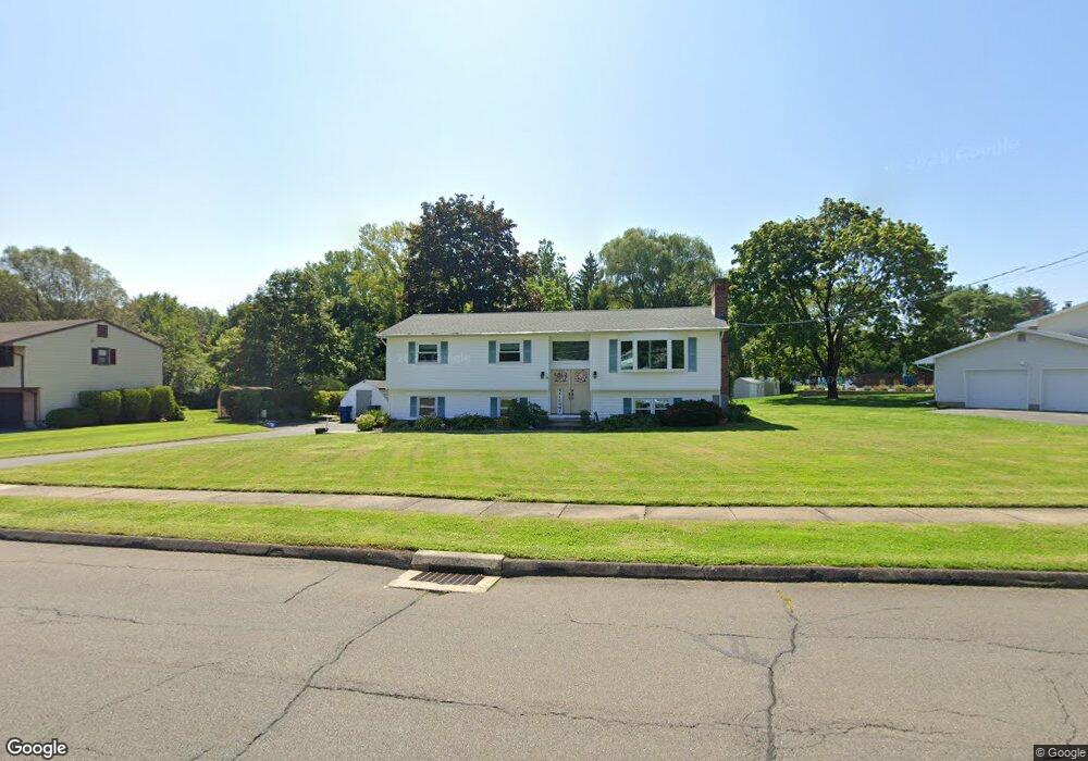 37 Carriage Dr, Berlin, CT 06037 - photo 1