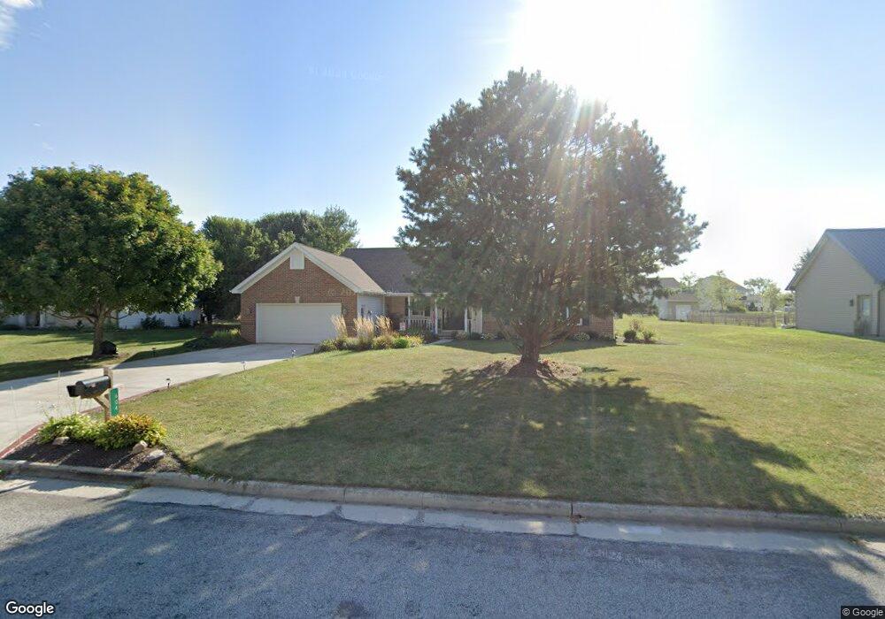 604 Hefner Dr, Lima, OH 45801 - photo 1