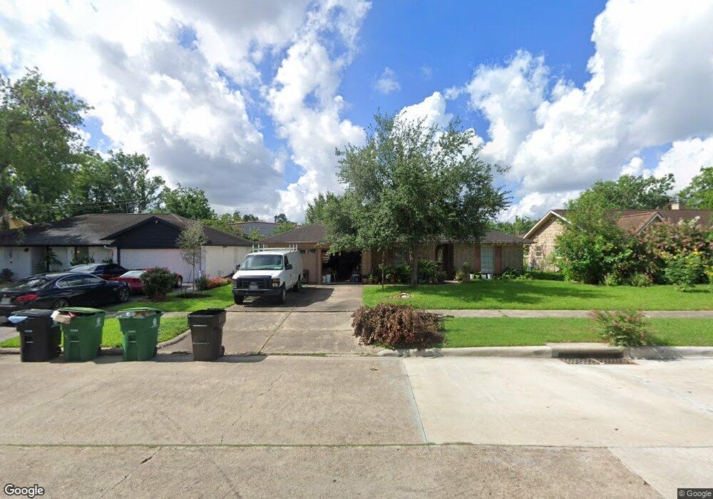 8902, 8904, 8908, 89 Knoll Leaf St, Houston, TX 77080 - photo 1