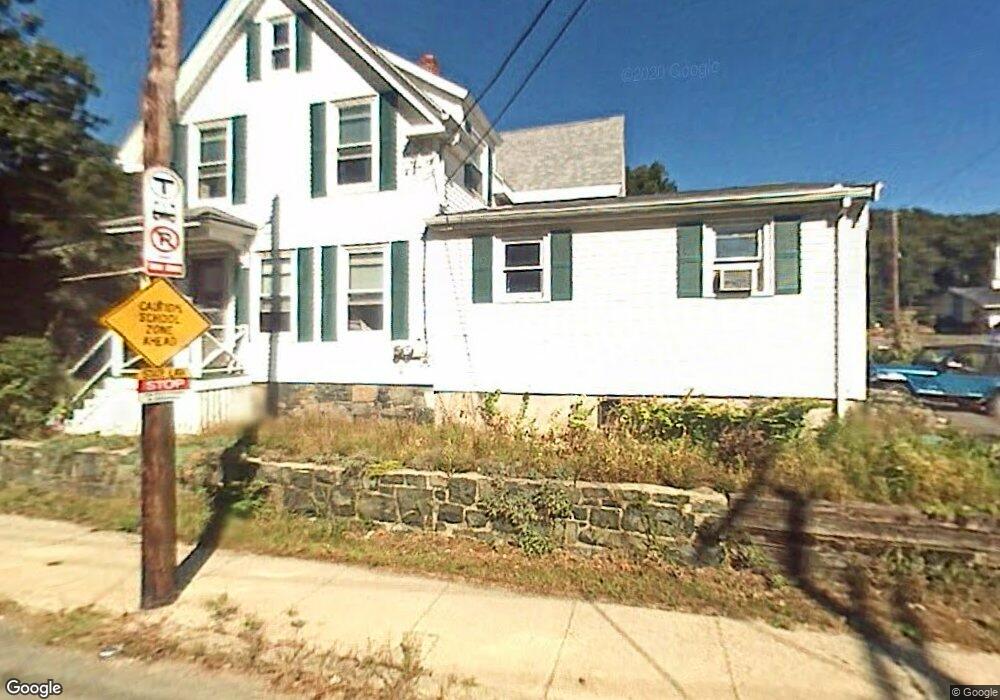 420 Central St unit 2, Saugus, MA 01906 - photo 1