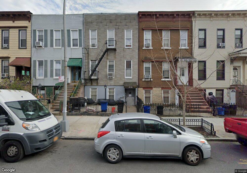 678 Macdonough St unit Building, Brooklyn, NY 11233 - photo 1