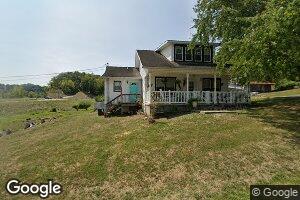 11 Center St, Glenville, WV 26351