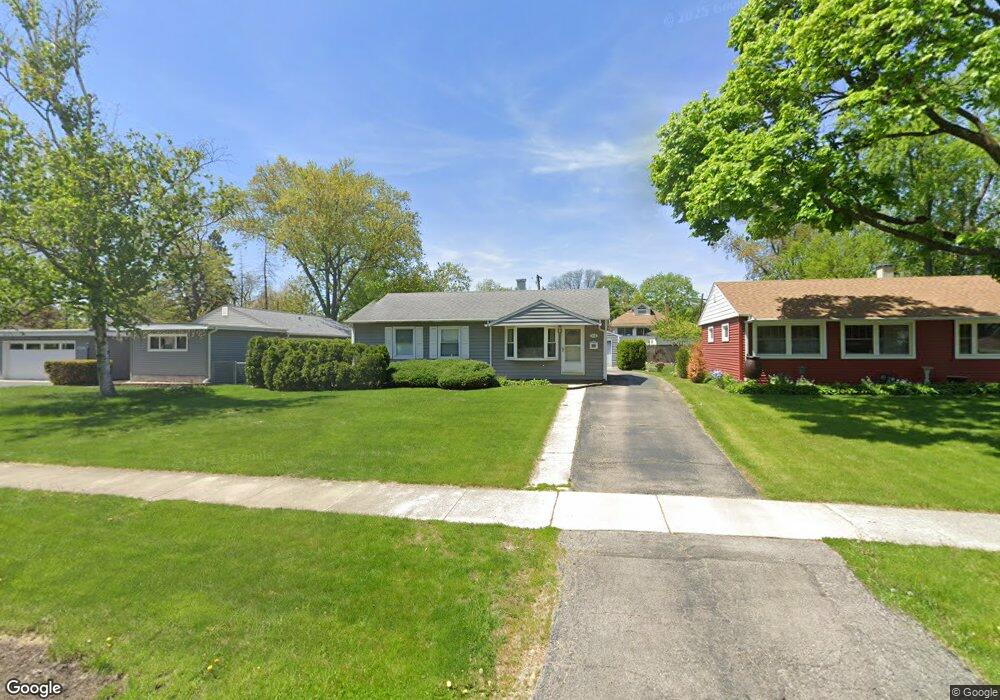 222 N Dorchester Ave, Wheaton, IL 60187 - photo 1