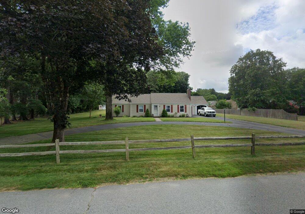 2 Old Meadow Ln, Cumberland, RI 02864 - photo 1