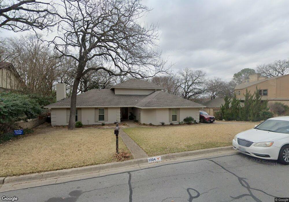 1004 Portofino Dr, Arlington, TX 76012 - photo 1