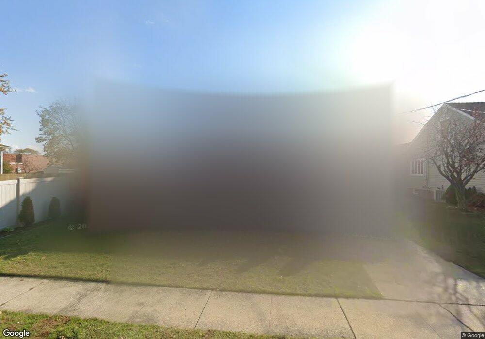 574 Anderson St, Baldwin, NY 11510 - photo 1