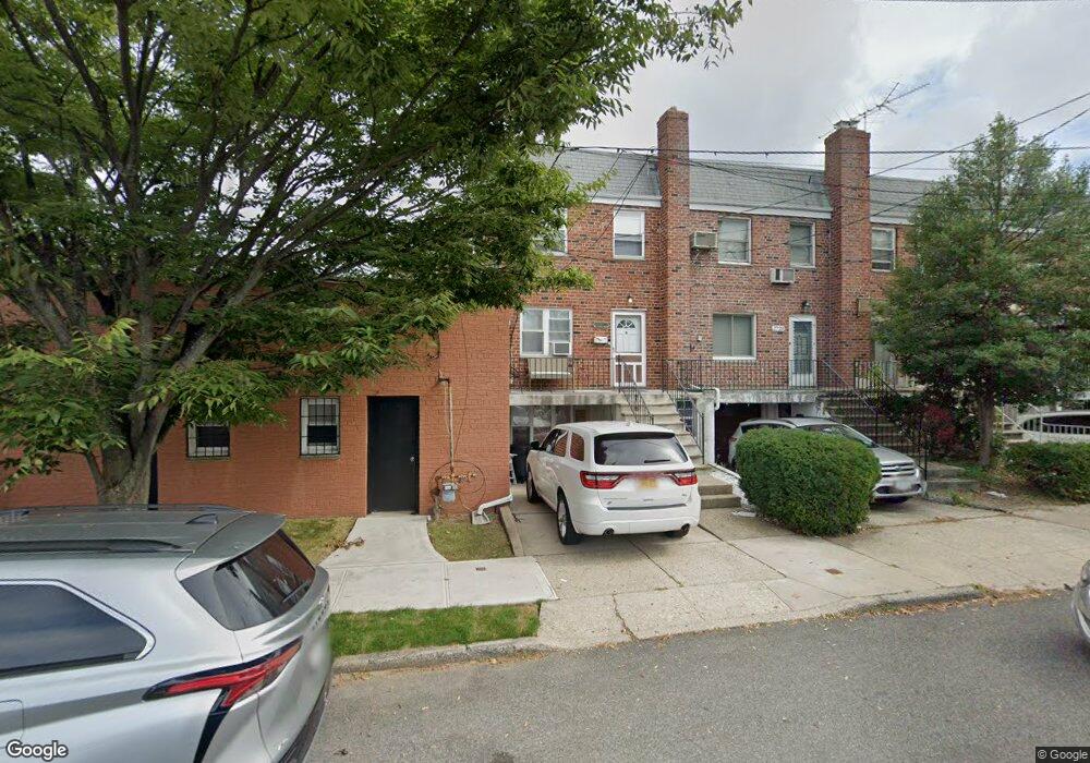 2721 170th St, Flushing, NY 11358 - photo 1