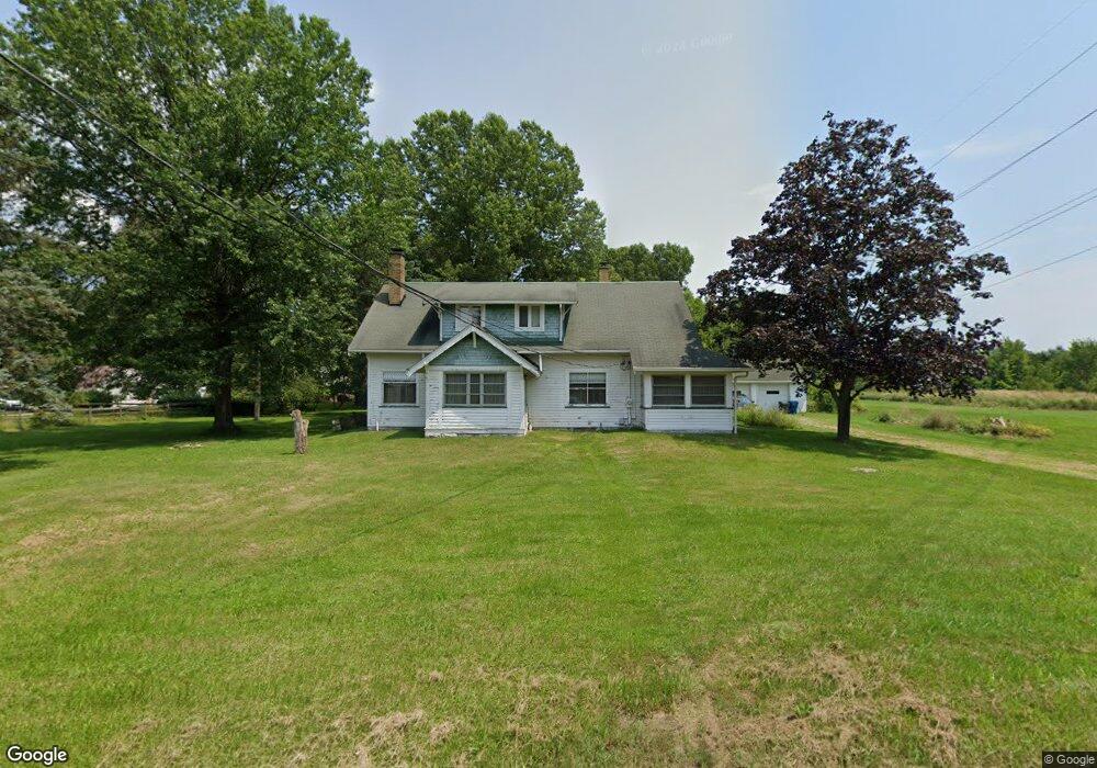 6985 Lewis Rd, Olmsted Township, OH 44138 - photo 1