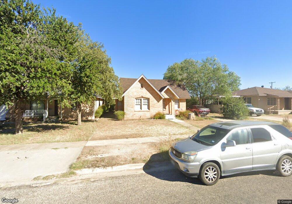 1305 Runnels St, Big Spring, TX 79720 - photo 1