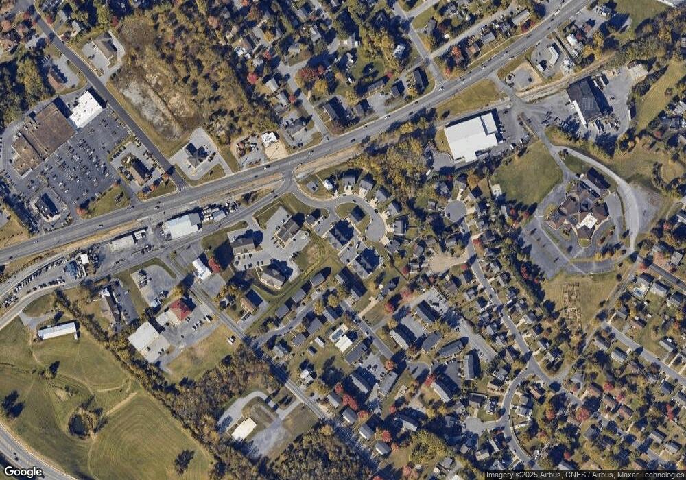 161 Howard Ln unit 301, Harrisonburg, VA 22801 - photo 1