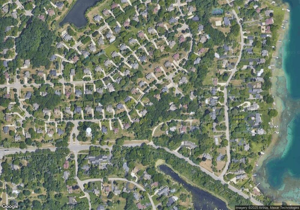 2865 West Bloomfield Oaks Dr, West Bloomfield, MI 48324 - photo 1