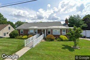39 N Olney St, Johnston, RI 02919