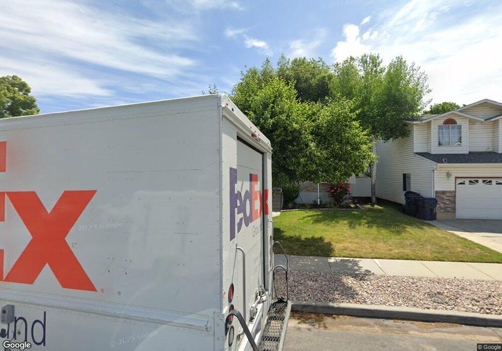 8261 S 560 E, Sandy, UT 84070 - photo 1