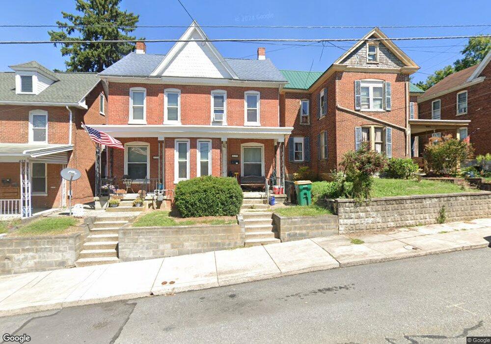 429 W Main St, Waynesboro, PA 17268 - photo 1