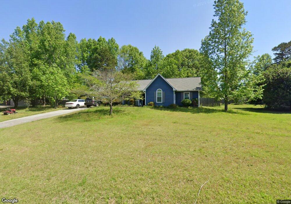 927 Live Oak Ct unit 2, Winder, GA 30680 - photo 1