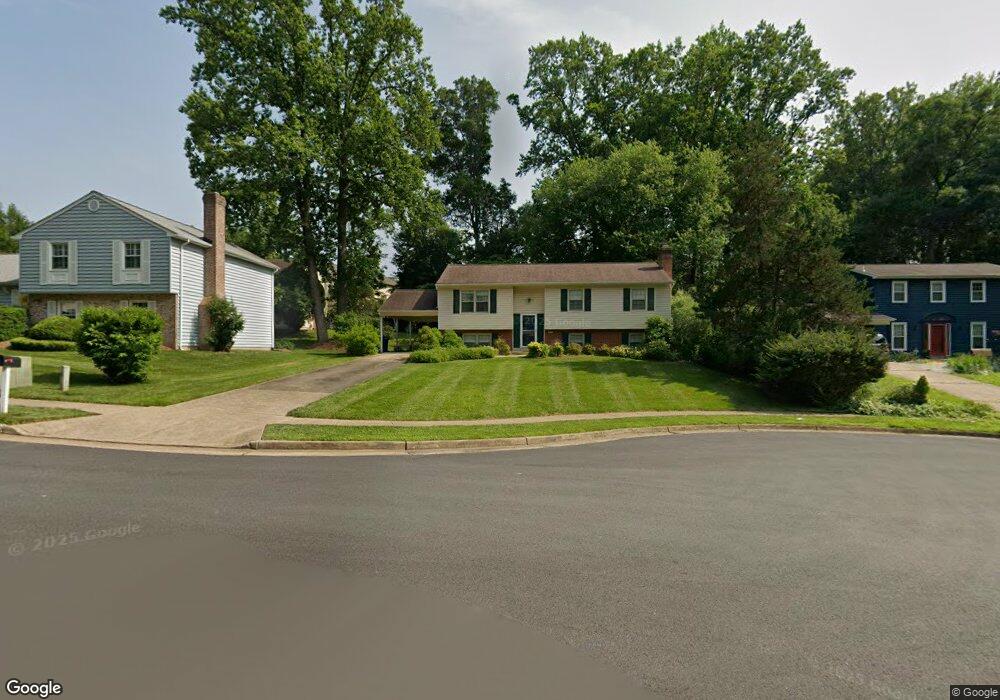 10003 Tumbleweed Ct, Fairfax, VA 22032 - photo 1