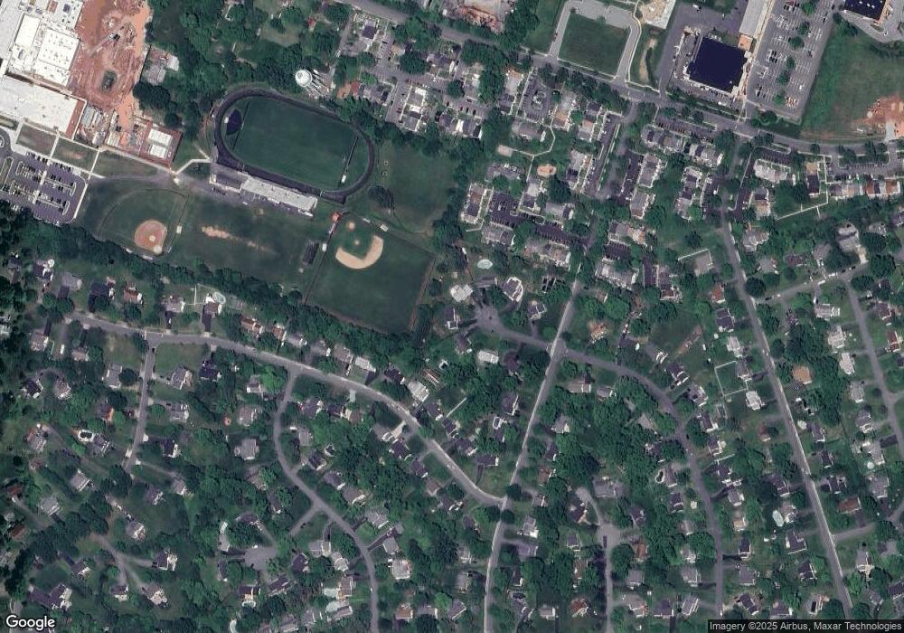 17412 Chiswell Rd, Poolesville, MD 20837 - photo 1