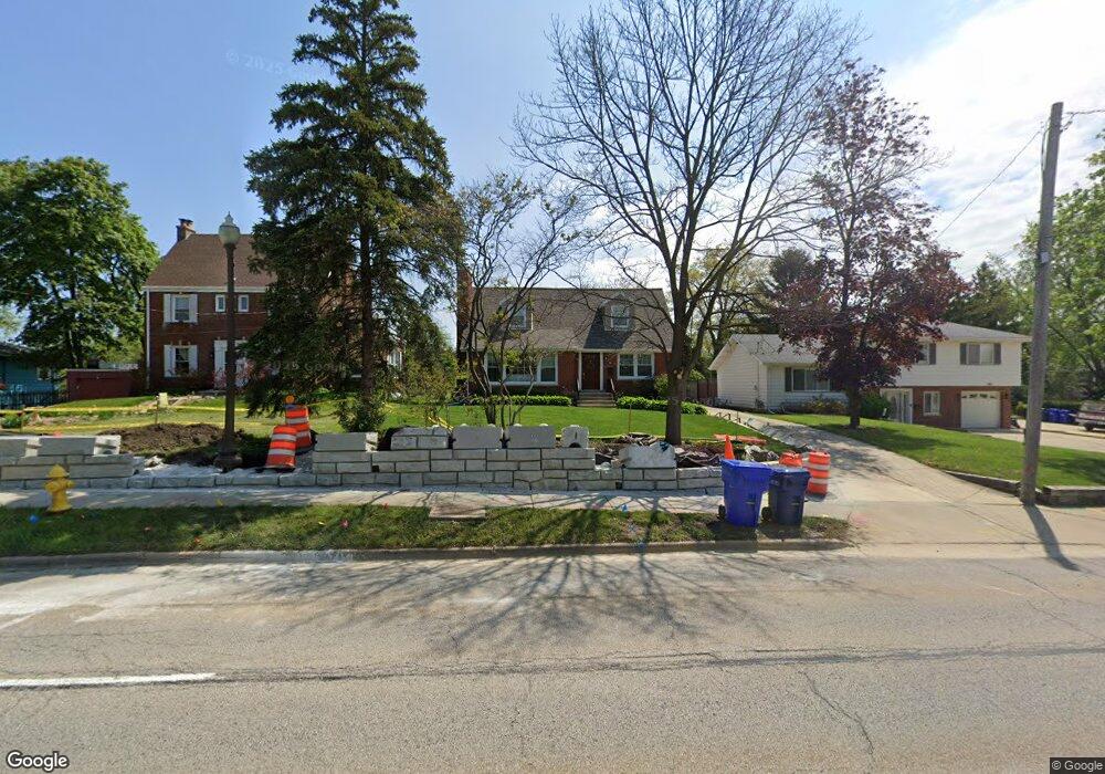 1001 S Naperville Rd, Wheaton, IL 60189 - photo 1