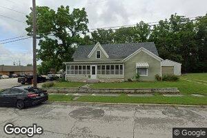 431 W Vine St, Carthage, MO 64836
