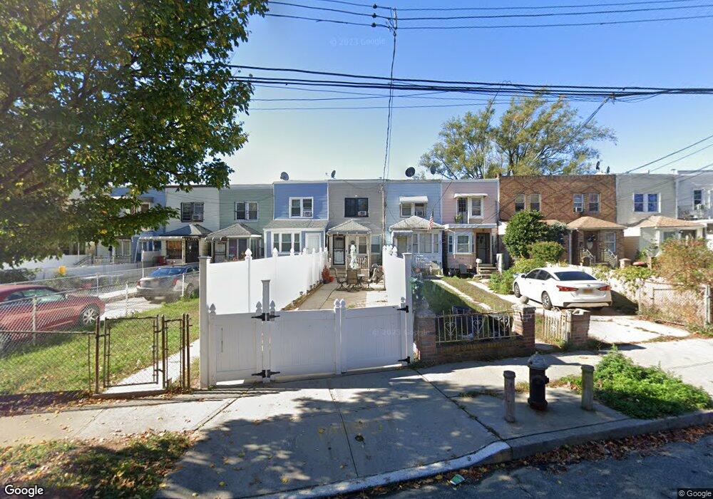 11832 155th St, Jamaica, NY 11434 - photo 1