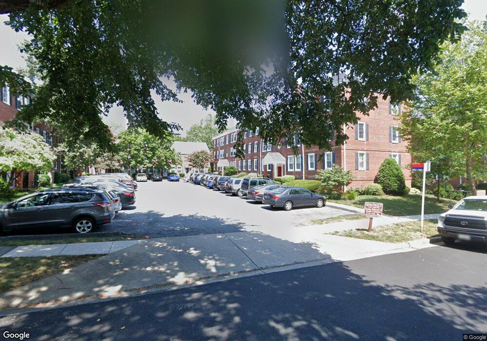 3071 S Buchanan St unit A2, Arlington, VA 22206 - photo 1