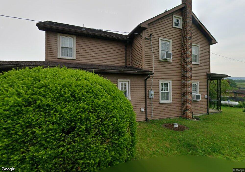 10 Arch St, New Ringgold, PA 17960 - photo 1