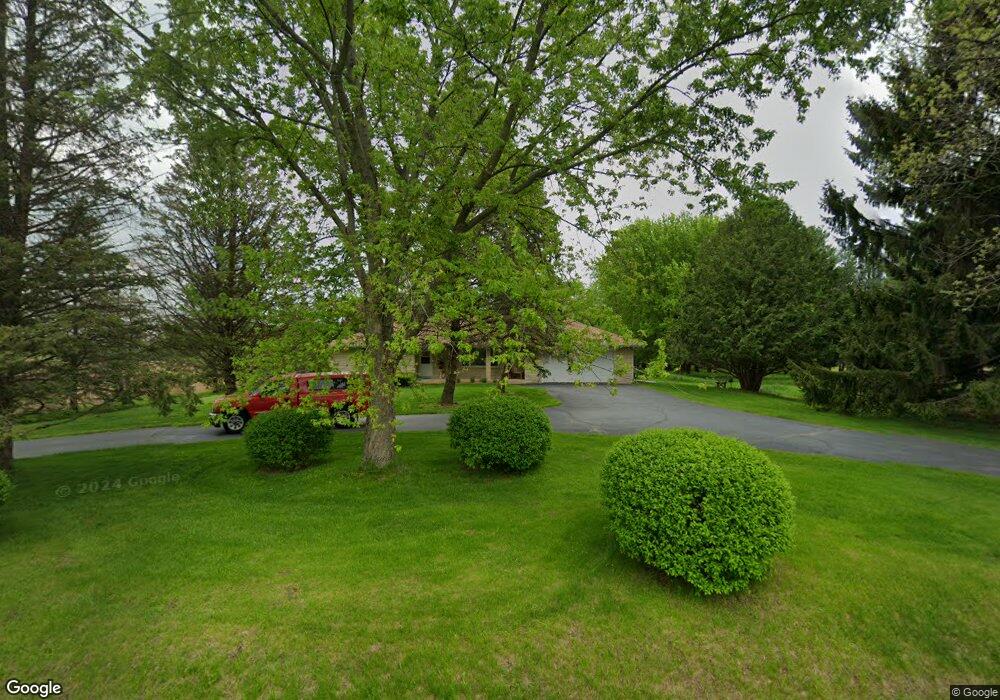 8320 Kettle View Dr, Kewaskum, WI 53040 - photo 1