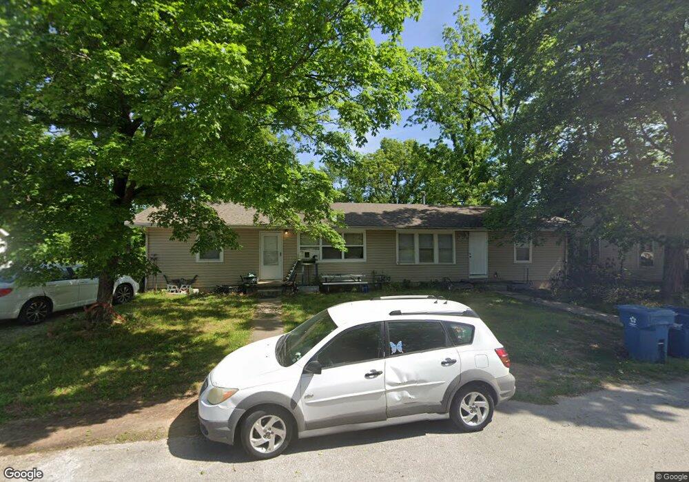 1107 Grove St unit 1109, Carthage, MO 64836 - photo 1