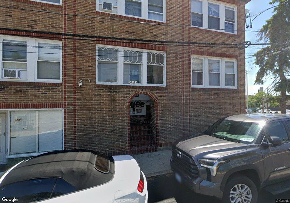 27 Humes St, Pawtucket, RI 02860 - photo 1