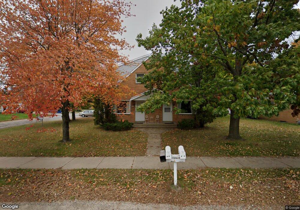 3000 Rice St, Stevens Point, WI 54481 - photo 1