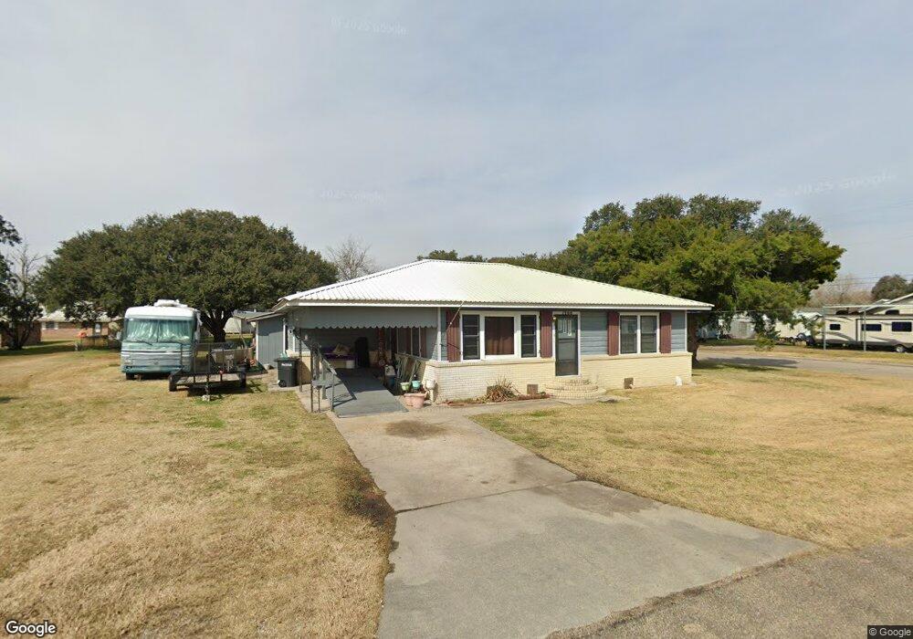 1200 Versailles Crescent, New Iberia, LA 70560 - photo 1